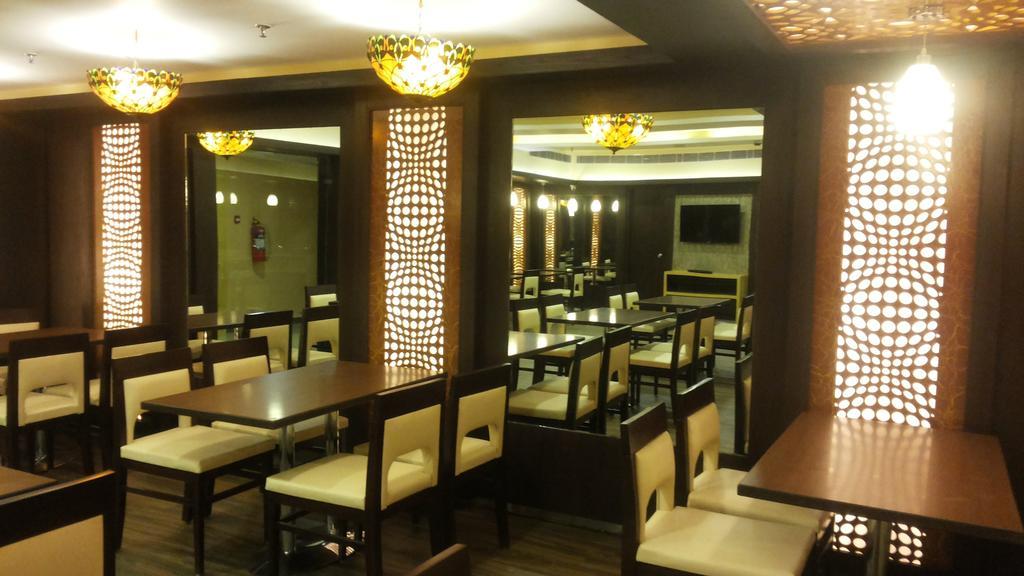 Hotel Crystal Park Kishangarh  Exterior foto